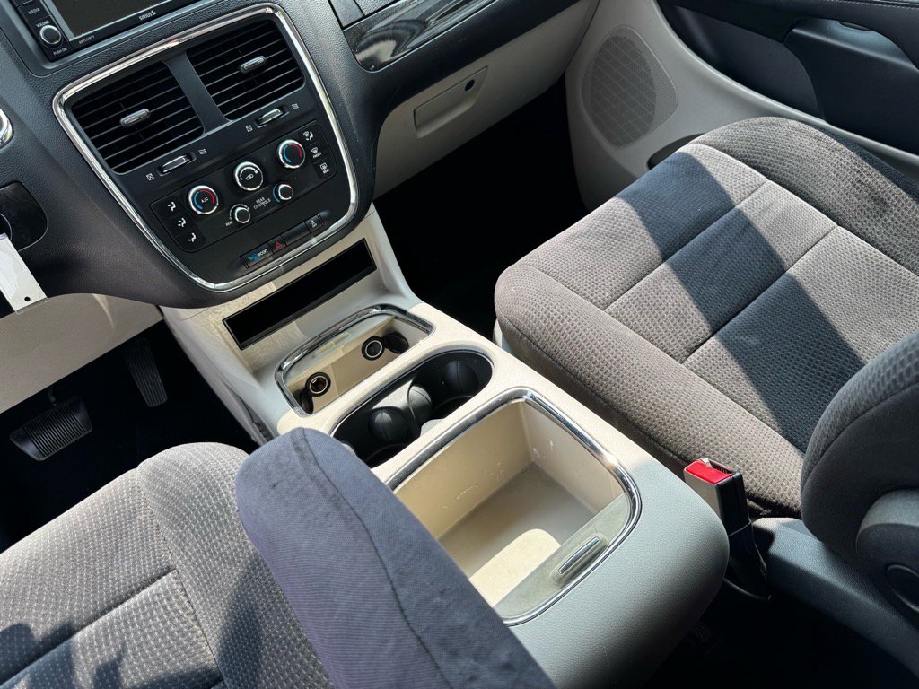 Used 2014 Dodge Grand Caravan SXT w/ Security Group image 14