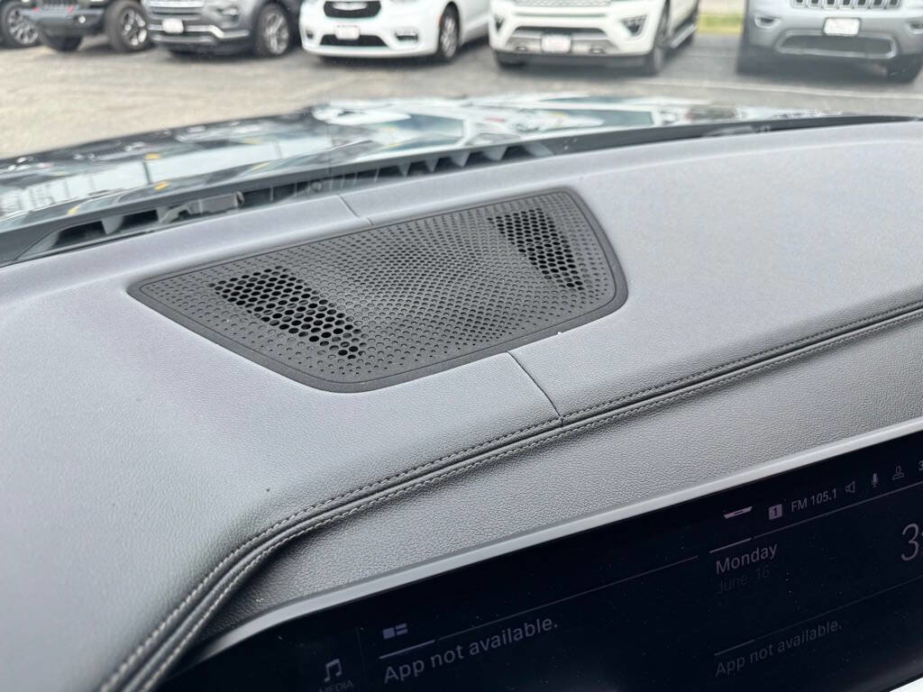 Used 2020 BMW X7 xDrive40i w/ Cold Weather Package image 35