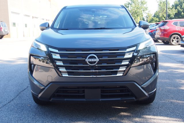 Used 2026 Nissan Rogue SV FWD image 2