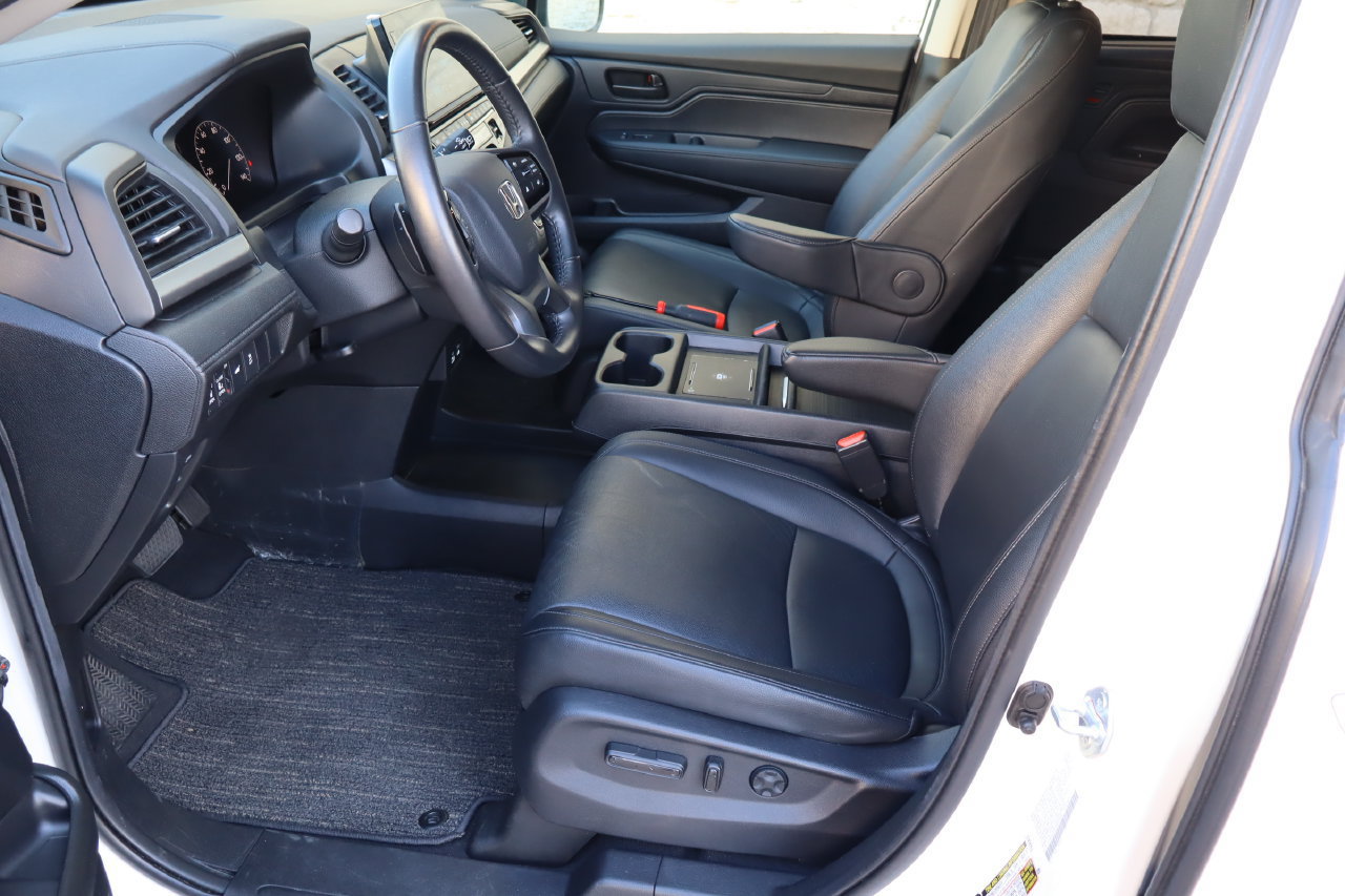Used 2025 Honda Odyssey EX-L image 16