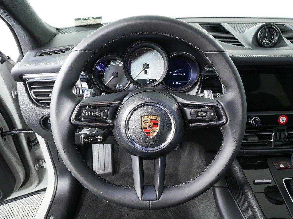 New 2026 Porsche Macan S AWD/4WD image 9