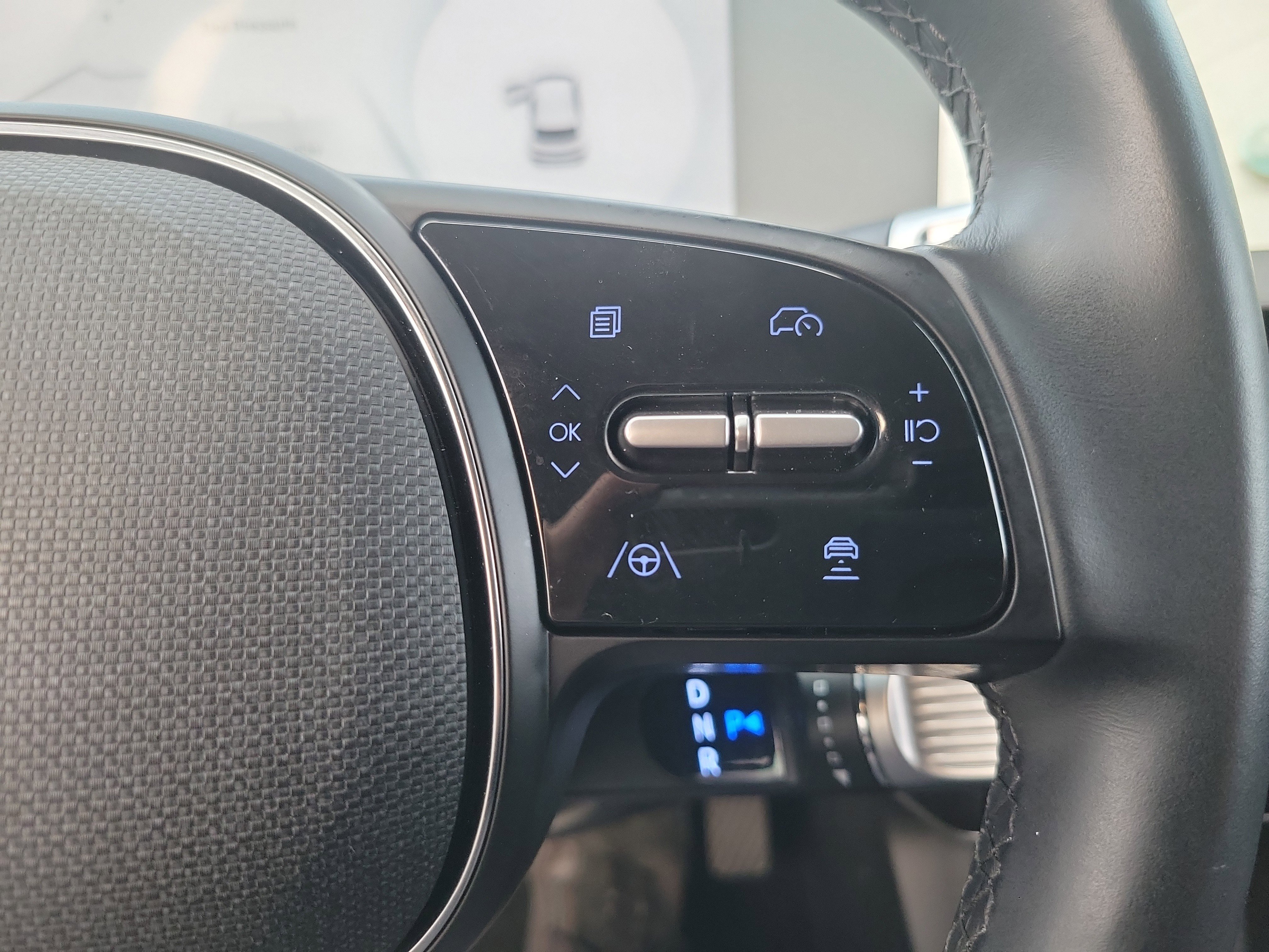 Used 2024 Hyundai Ioniq 5 SE image 8