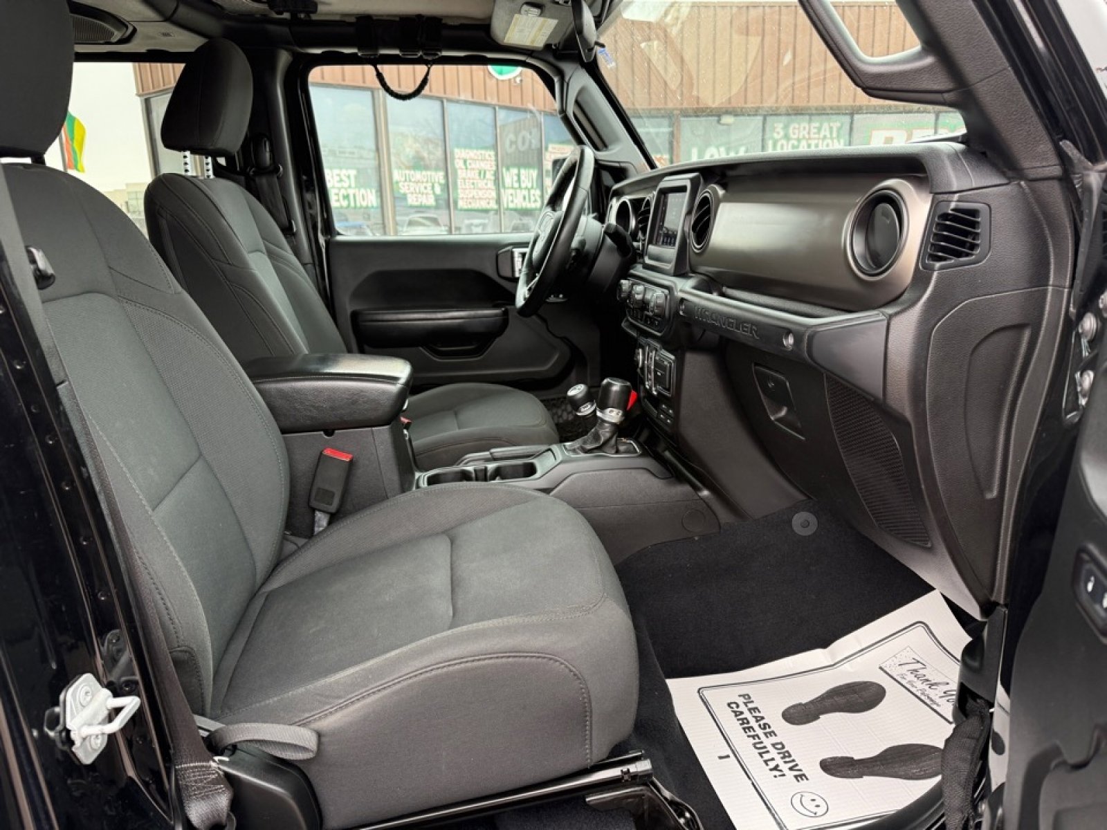 Used 2018 Jeep Wrangler Unlimited Sport S image 11
