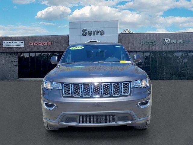 Used 2019 Jeep Grand Cherokee Laredo w/ Security & Convenience Group AWD/4WD video 2
