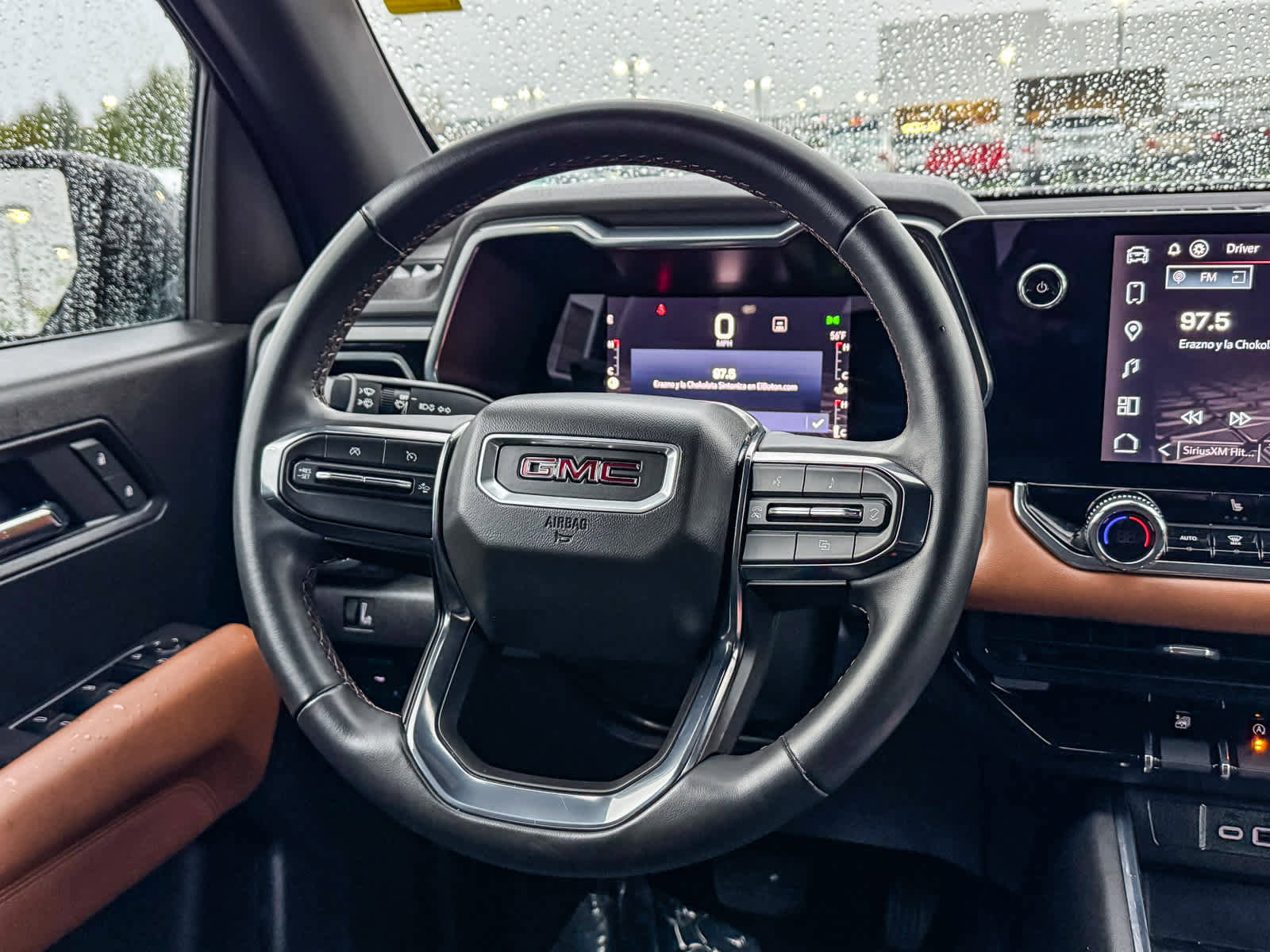 Used 2023 GMC Canyon AT4 image 15