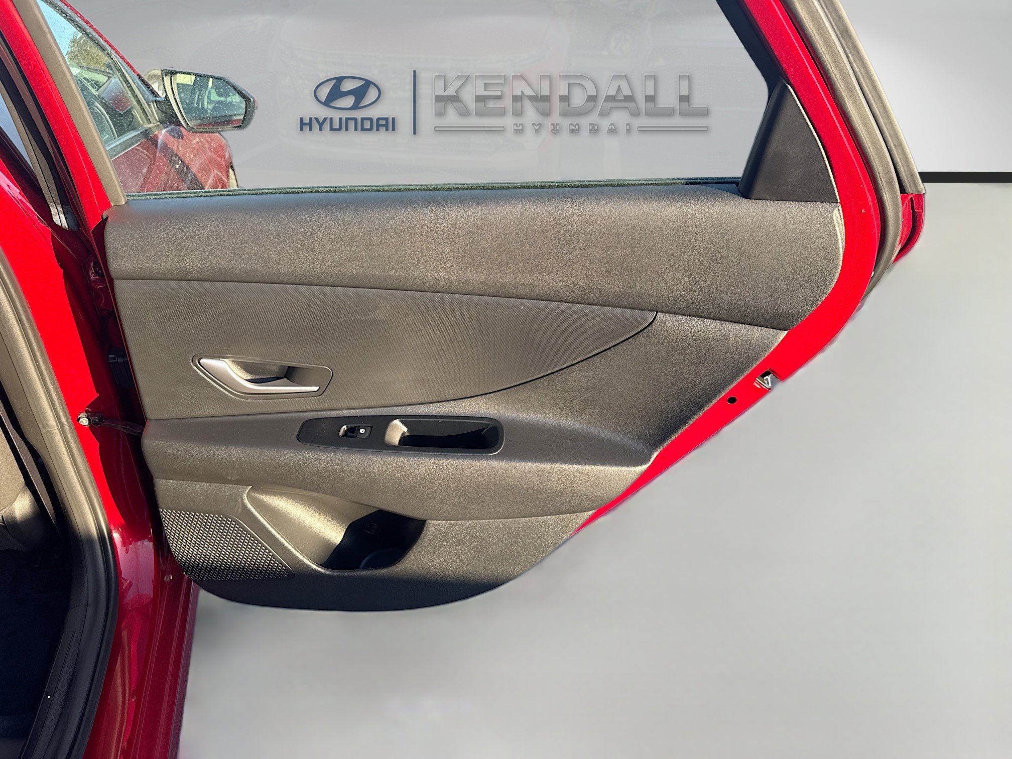 Used 2025 Hyundai Elantra SE image 27