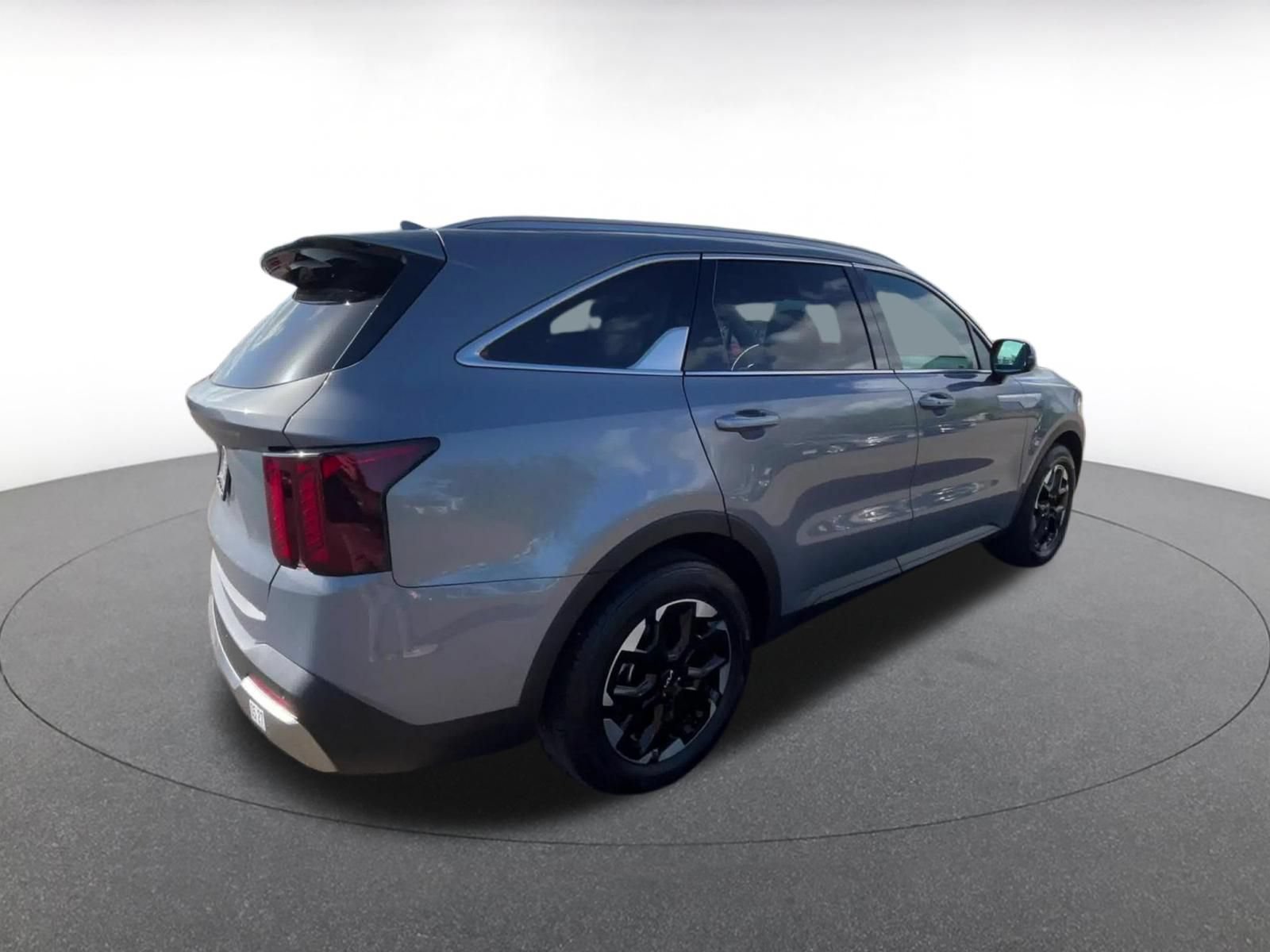 Used 2024 Kia Sorento S FWD image 13
