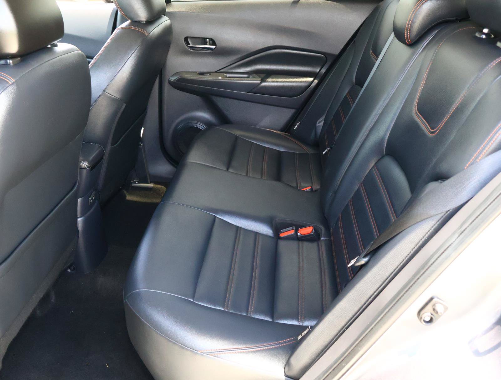 Used 2020 Nissan Kicks SR w/ SR Premium Package FWD image 20