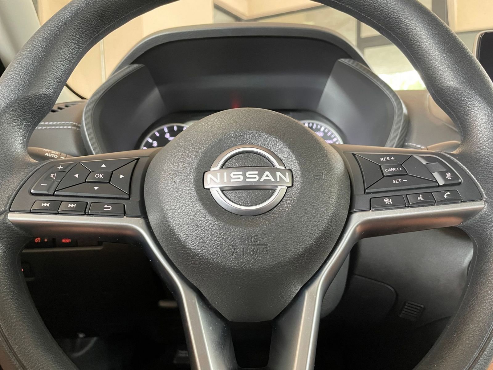 Used 2025 Nissan Sentra SV image 27