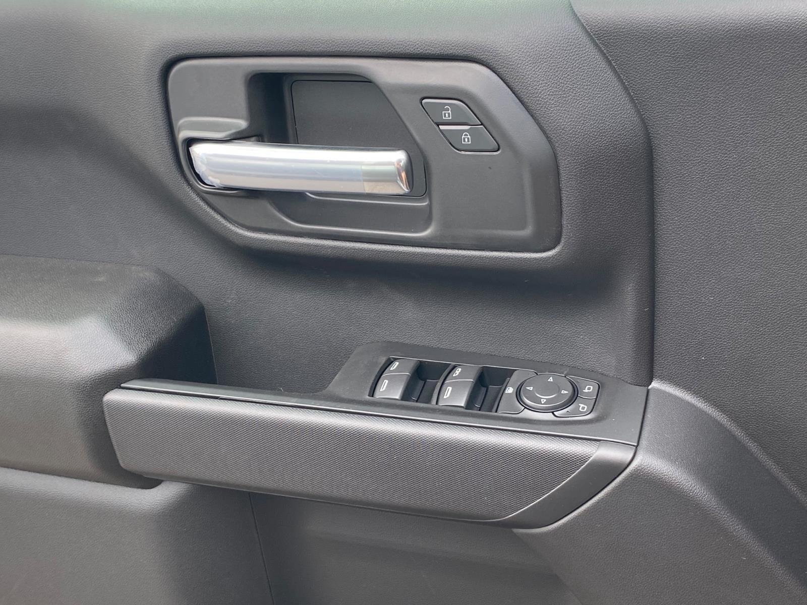 New 2026 Chevrolet Silverado 1500 Custom w/ Turbomax Blackout Package AWD/4WD image 22