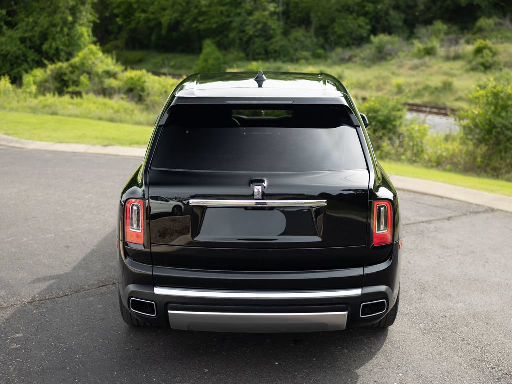 Certified 2021 Rolls-Royce Cullinan AWD/4WD image 8