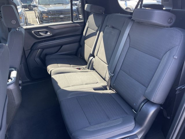 Used 2021 Chevrolet Suburban LS AWD/4WD image 21