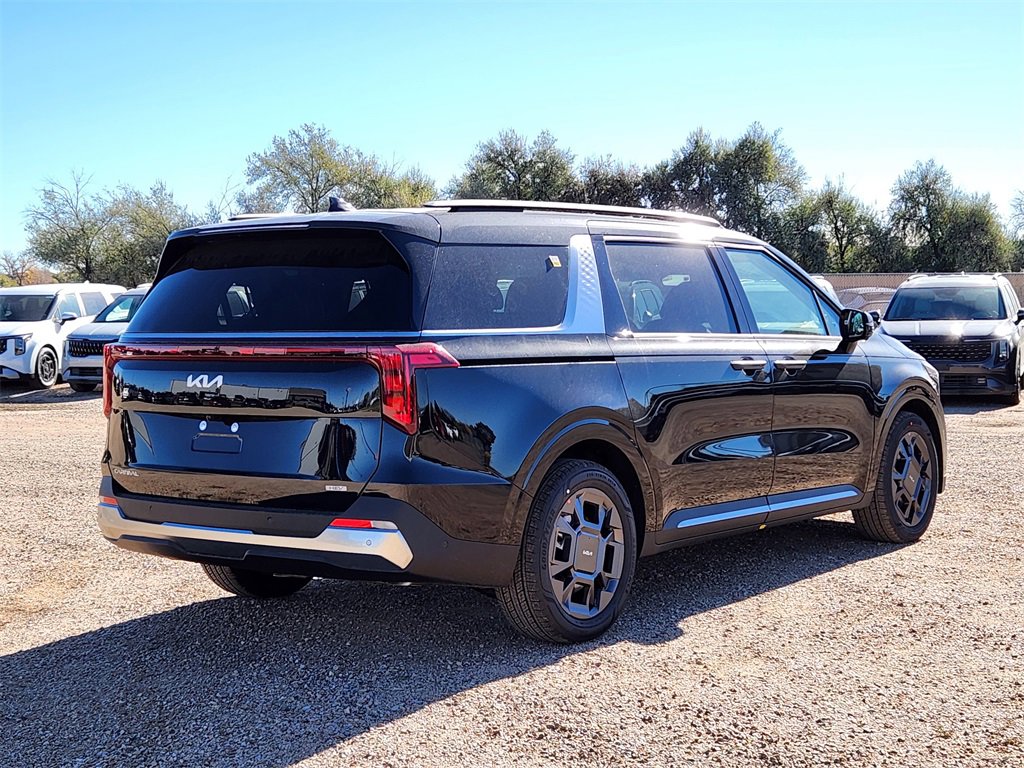 New 2026 Kia Carnival SX image 3