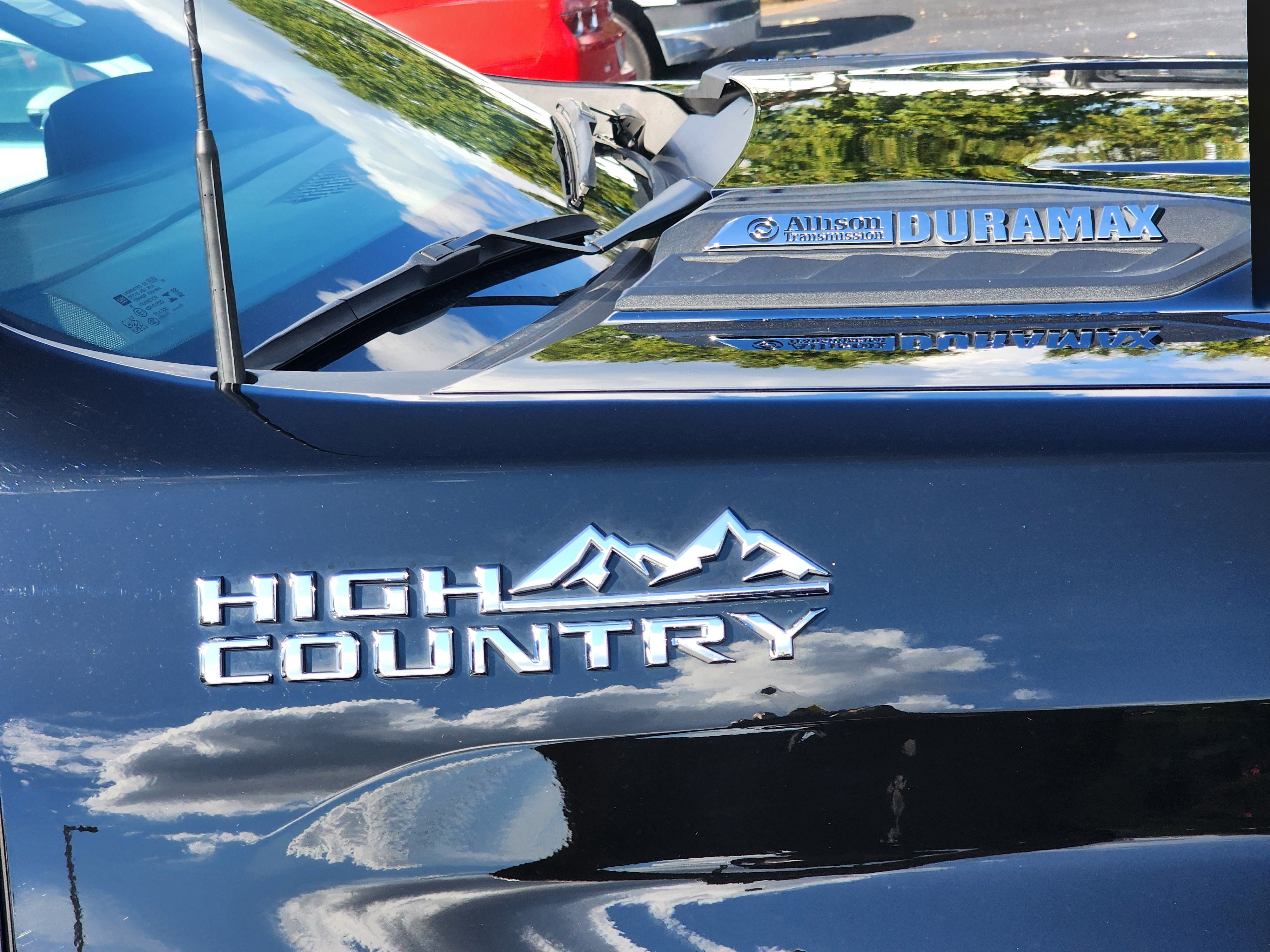 Used 2024 Chevrolet Silverado 2500 High Country w/ High Country Premium Package image 8