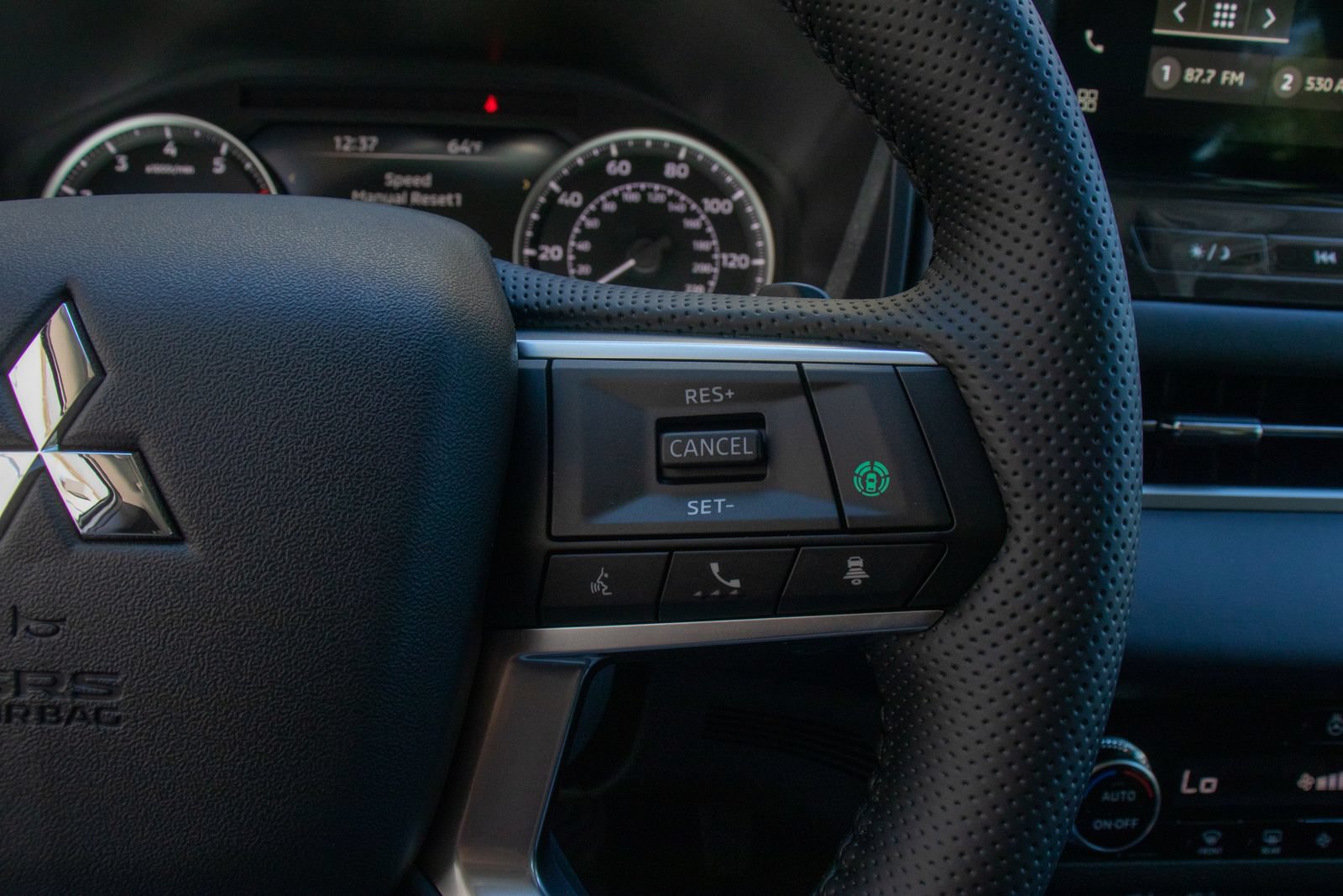 New 2026 Mitsubishi Outlander SE AWD/4WD image 25