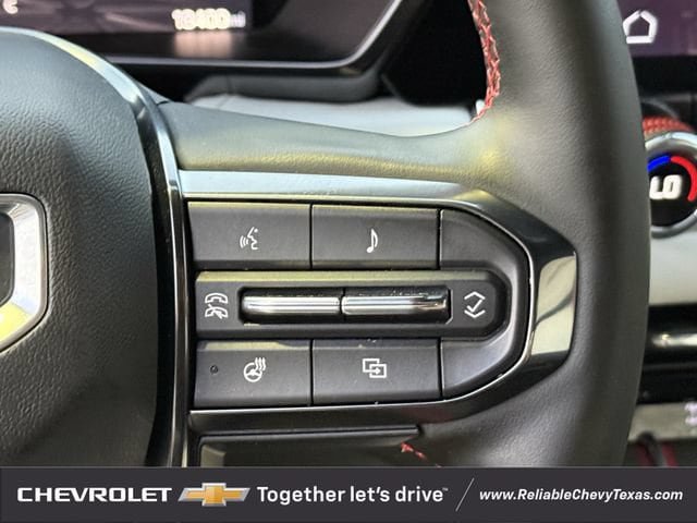 Used 2026 GMC Canyon AT4X w/ AT4X AEV Edition AWD/4WD image 16