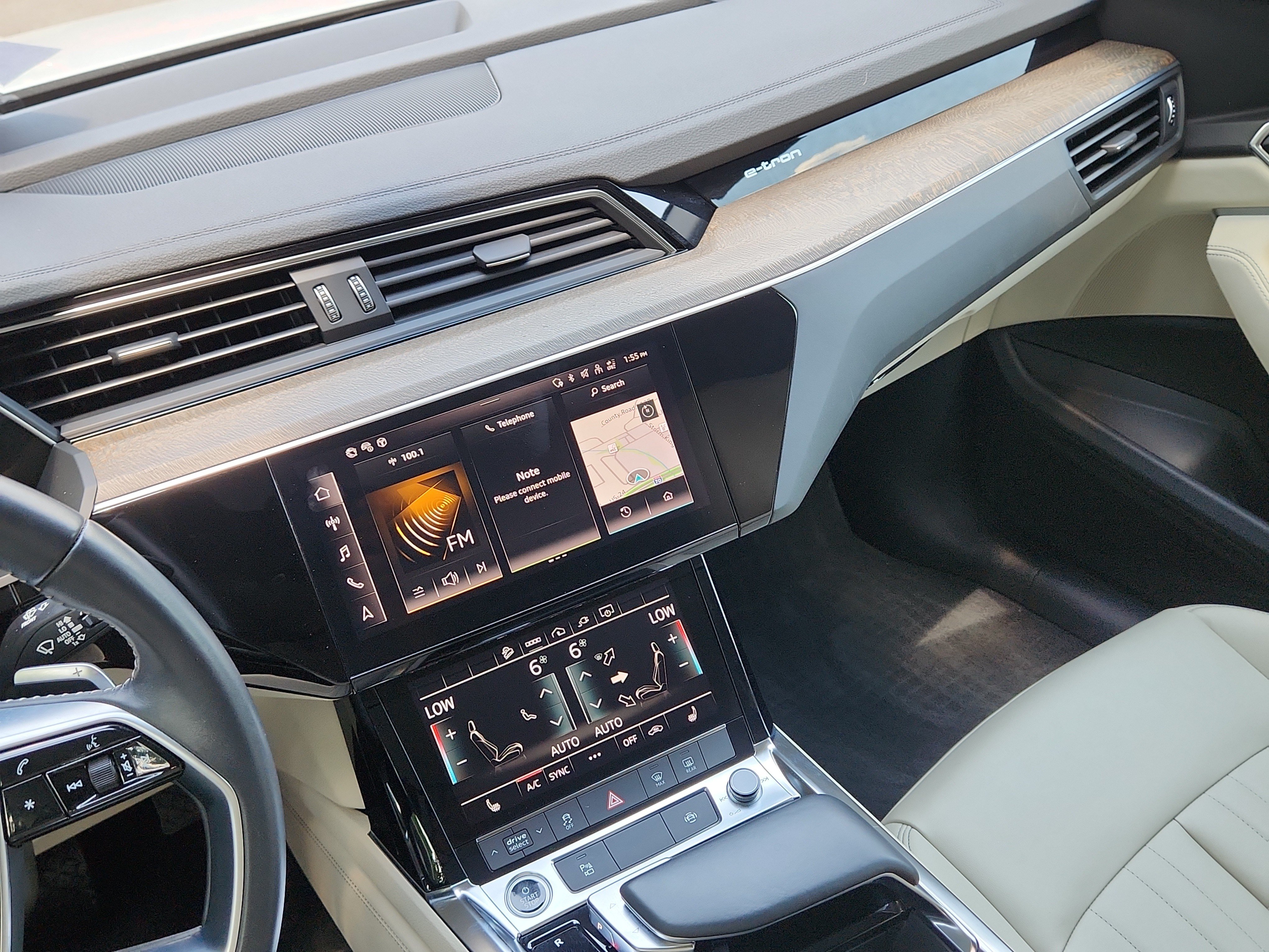 Used 2021 Audi e-tron Premium w/ Convenience Plus Package AWD/4WD image 11