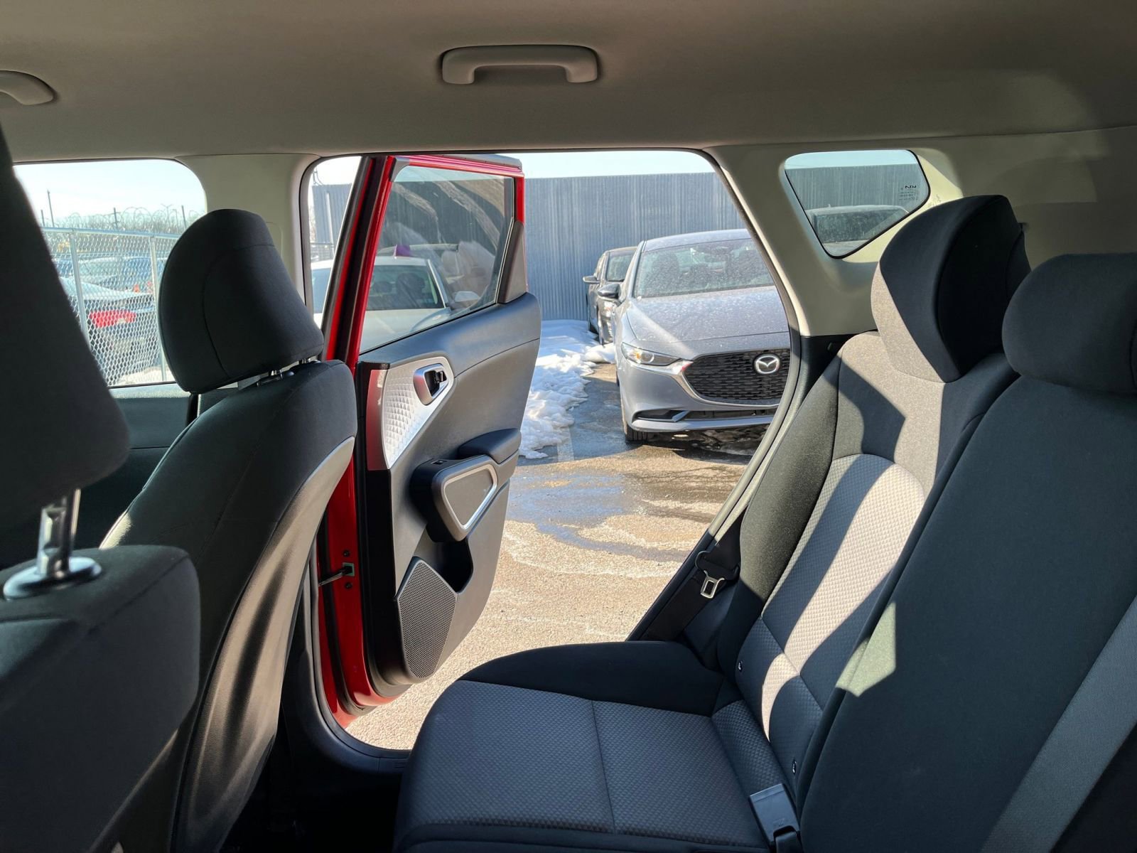 Used 2025 Kia Soul LX w/ LX Technology Package image 37