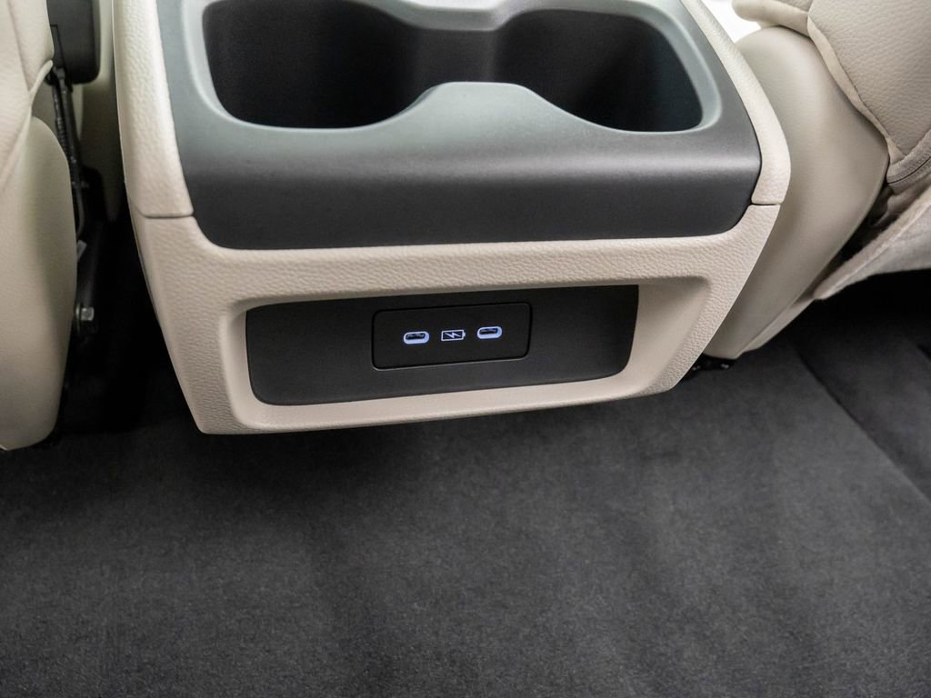 New 2026 Honda Odyssey Touring image 23