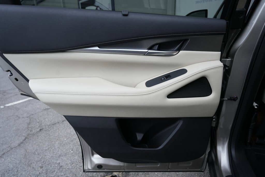 Used 2022 INFINITI QX60 Luxe w/ Cargo Package image 32