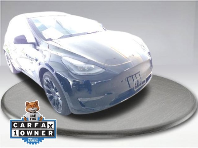 Used 2025 Tesla Model Y Long Range AWD/4WD image 2