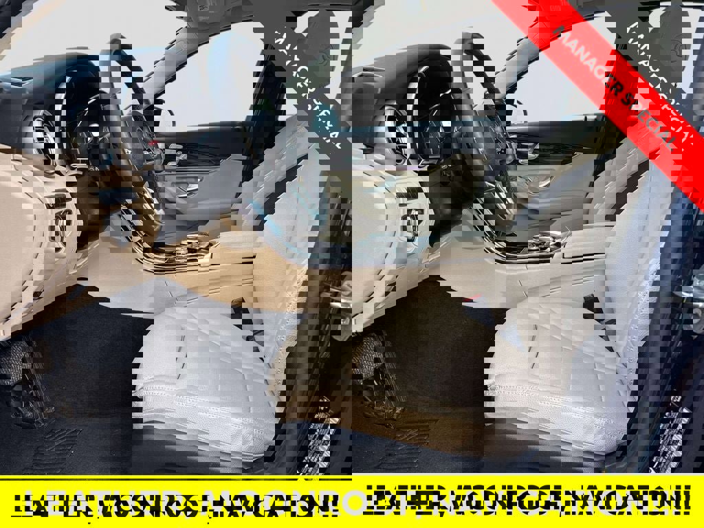 Used 2020 Mercedes-Benz C 300 4MATIC Sedan image 9