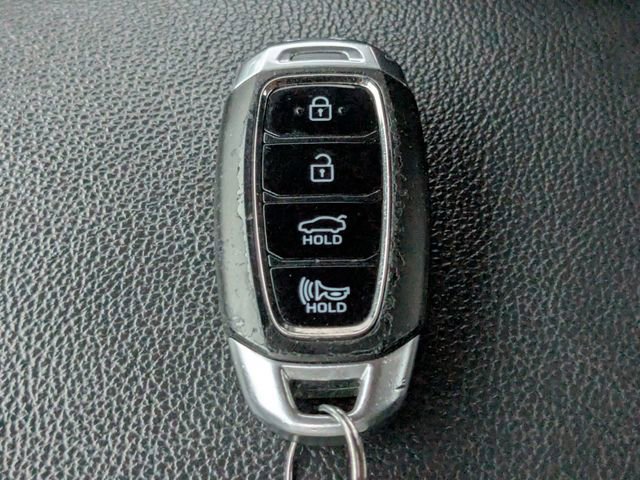 Used 2019 Hyundai Accent Limited image 34