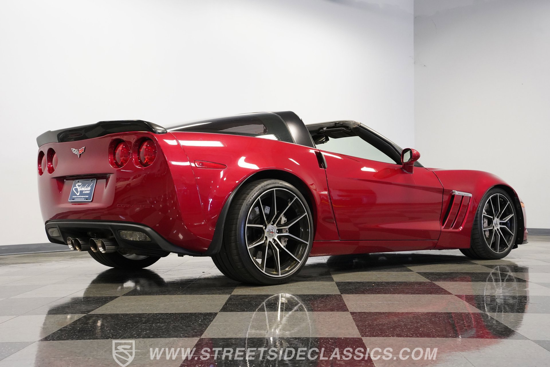 Used 2011 Chevrolet Corvette Grand Sport w/ Preferred Equipment Group image 28