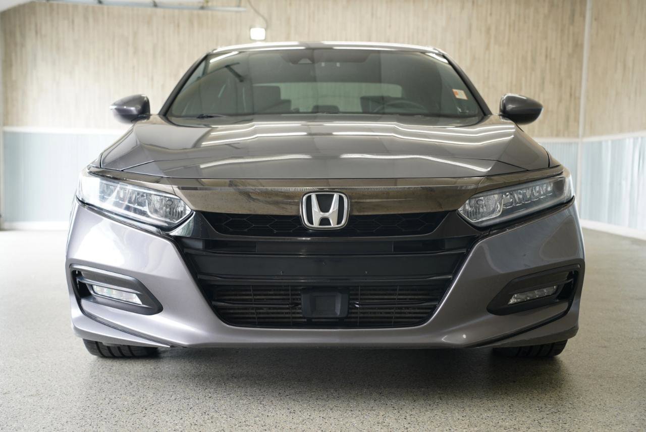 Used 2018 Honda Accord Sport image 3