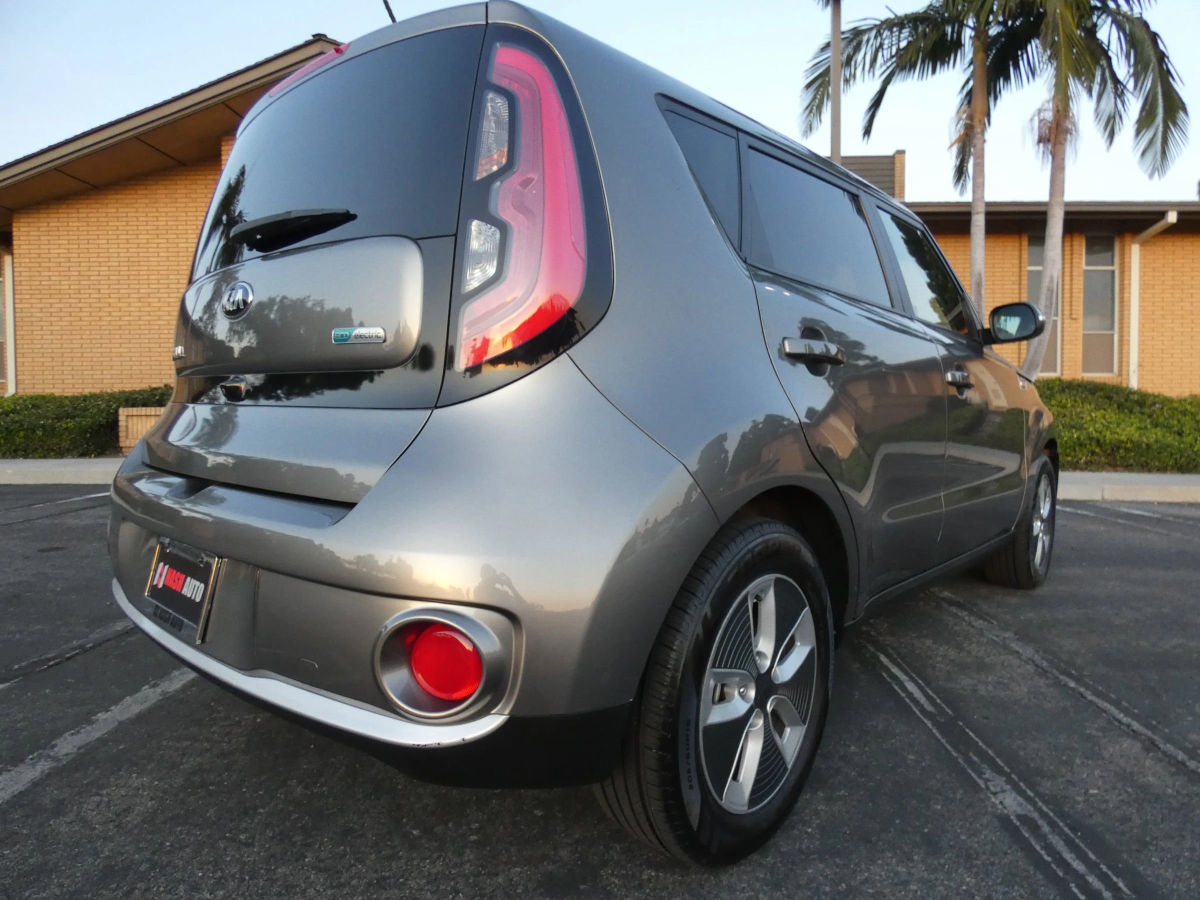 Used 2018 Kia Soul EV image 8