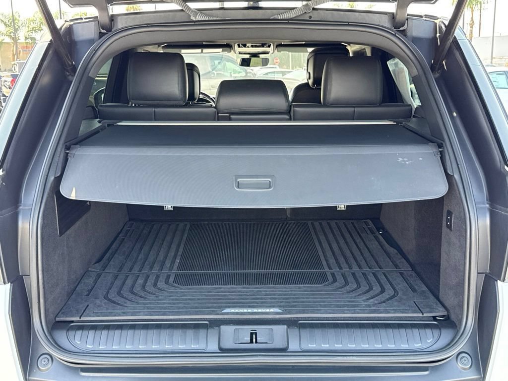 Used 2019 Land Rover Range Rover Sport HSE AWD/4WD image 16
