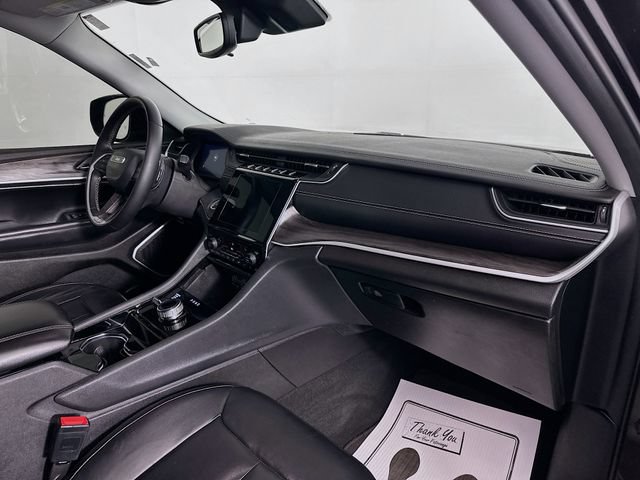 Used 2022 Jeep Grand Cherokee L Limited AWD/4WD image 34