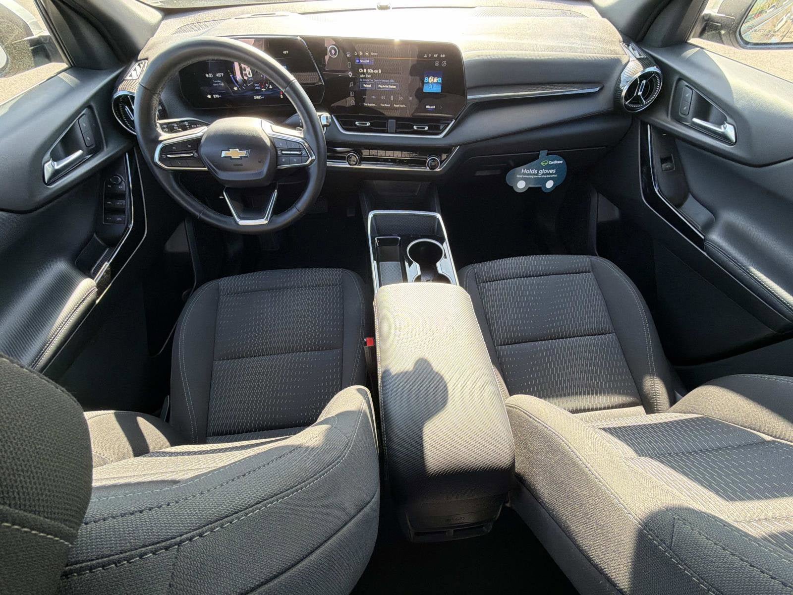 Certified 2025 Chevrolet Equinox LT FWD image 2