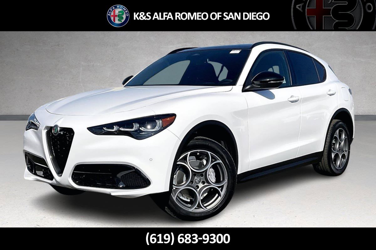 New 2025 Alfa Romeo Stelvio Sprint w/ Convenience Package image 1