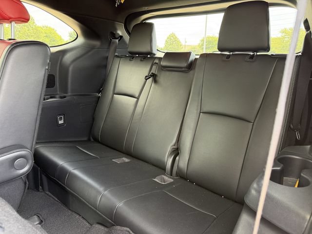 Used 2023 Toyota Highlander XSE FWD image 29