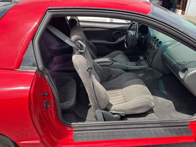Used 1994 Pontiac Firebird Coupe RWD image 9