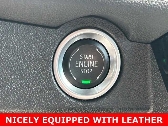 Used 2025 Chevrolet Traverse LT AWD/4WD image 26