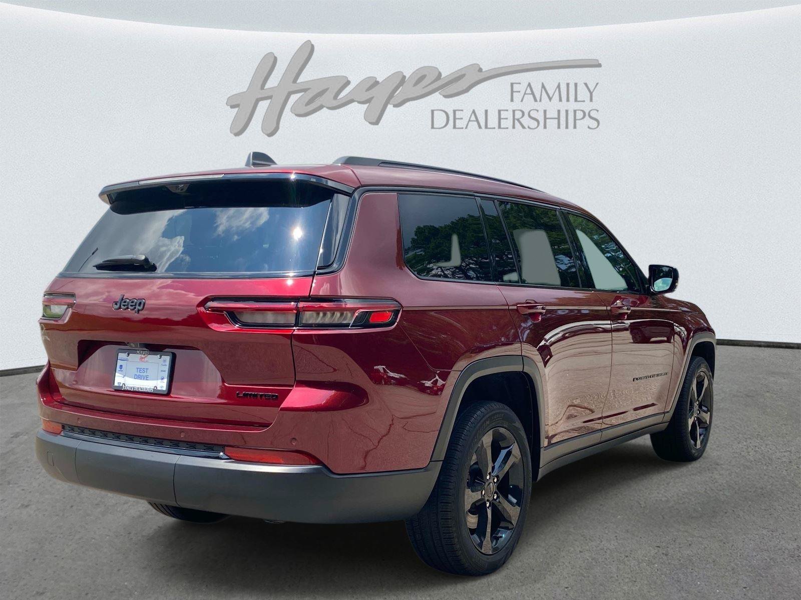 Used 2024 Jeep Grand Cherokee L Limited w/ Luxury Tech Group II RWD video 3