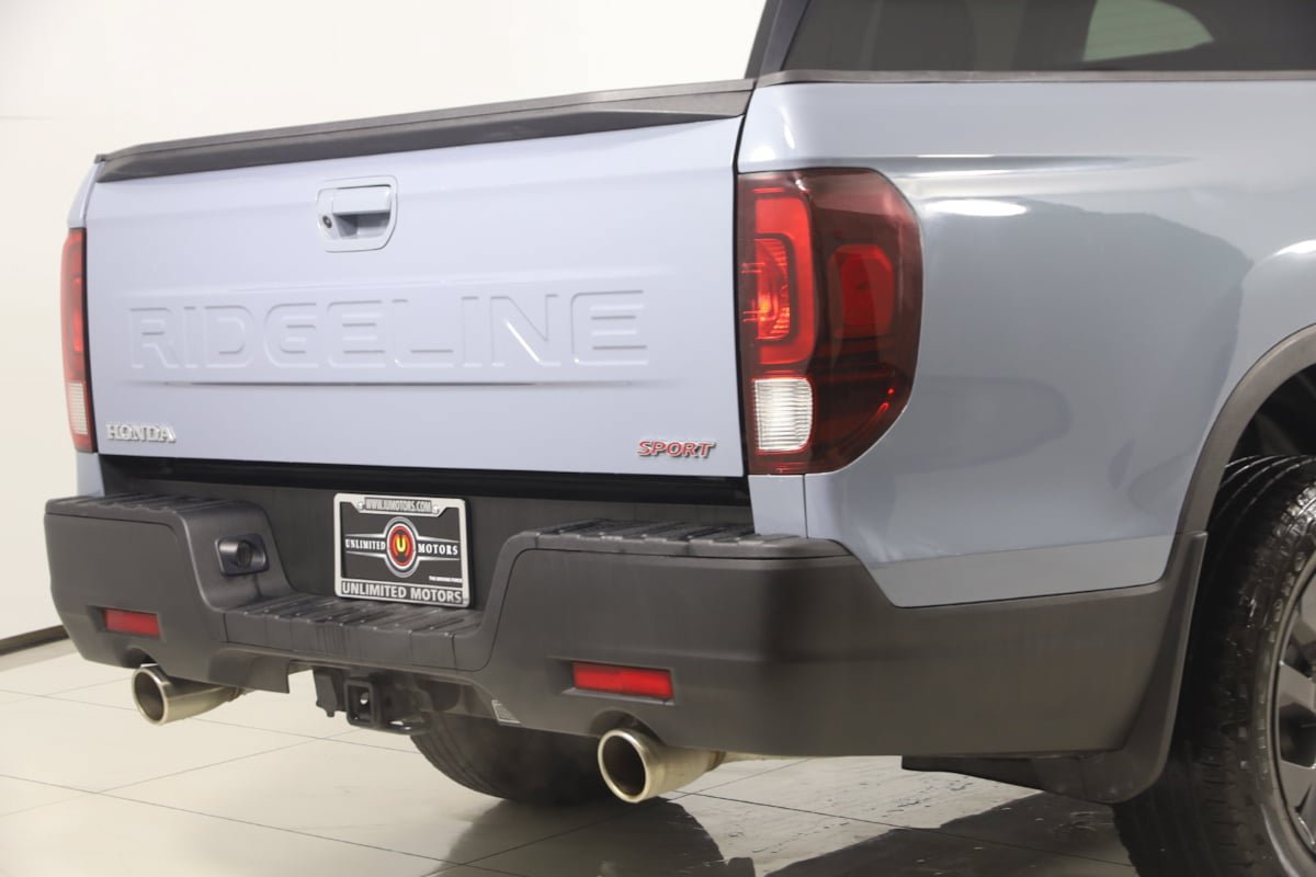 Used 2025 Honda Ridgeline Sport image 35