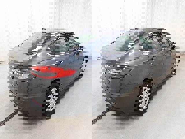 Used 2020 Ford Fusion S image 16