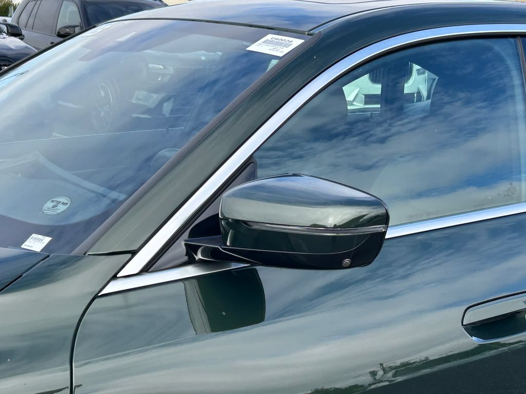 Used 2023 BMW i4 eDrive40 w/ Premium Package RWD image 10