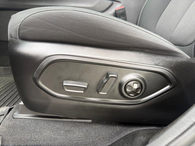 Used 2025 Jeep Grand Cherokee L Laredo AWD/4WD image 32