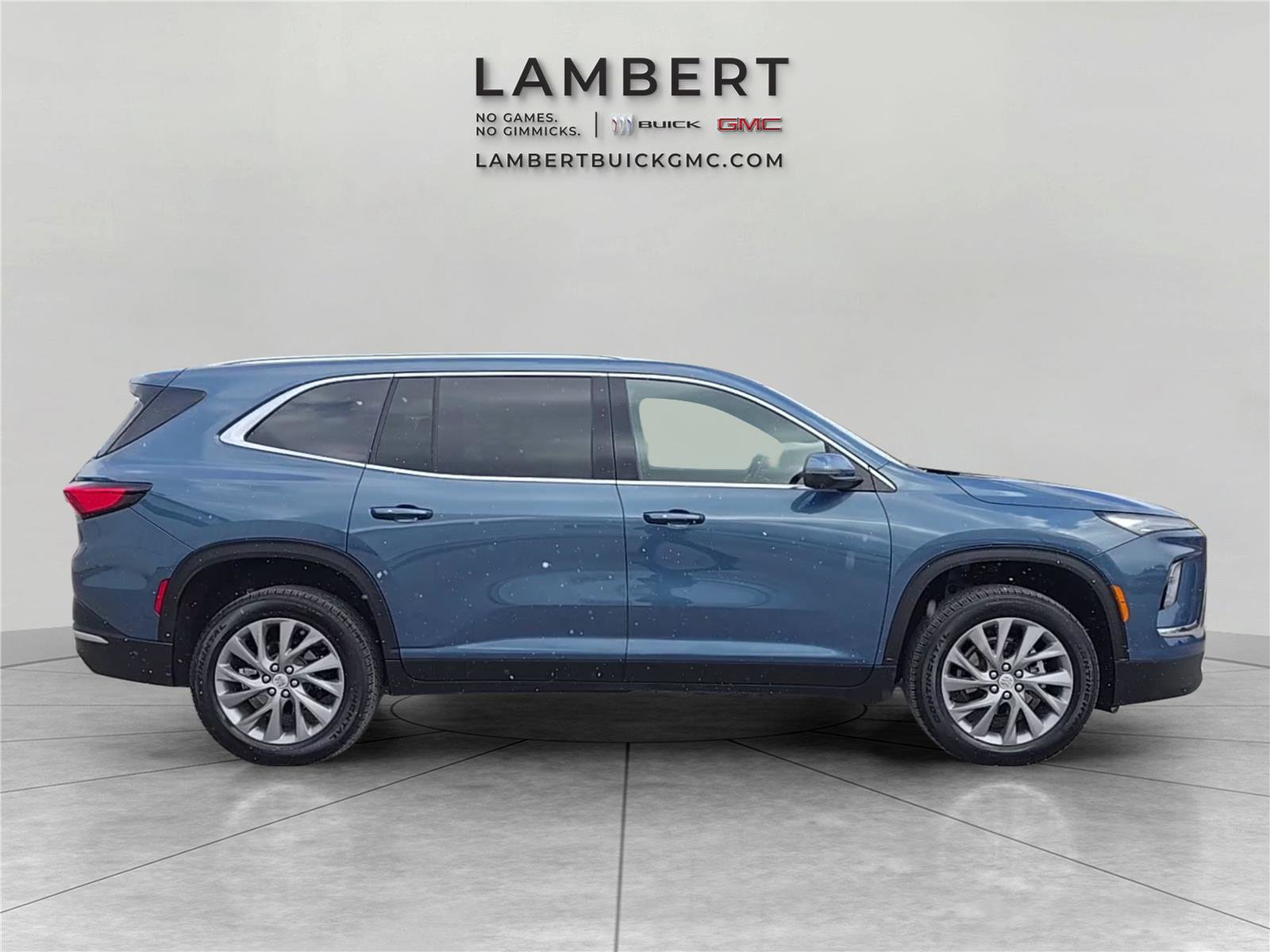 Used 2025 Buick Enclave Preferred image 6