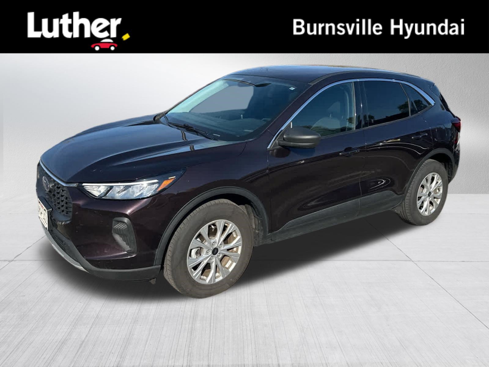 Used 2023 Ford Escape Active AWD/4WD image 1