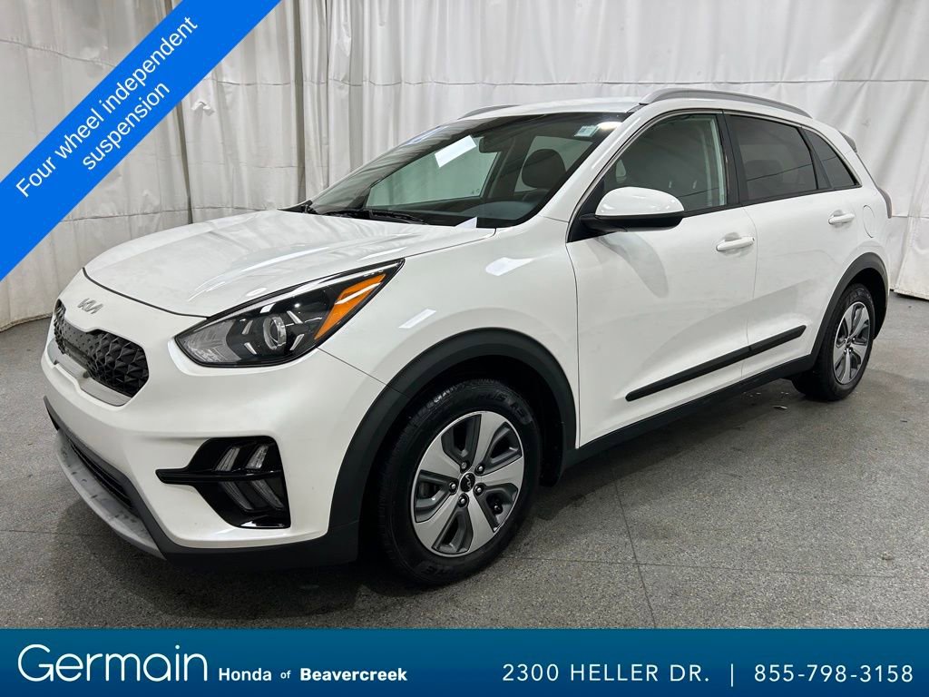 Used 2022 Kia Niro LX image 4