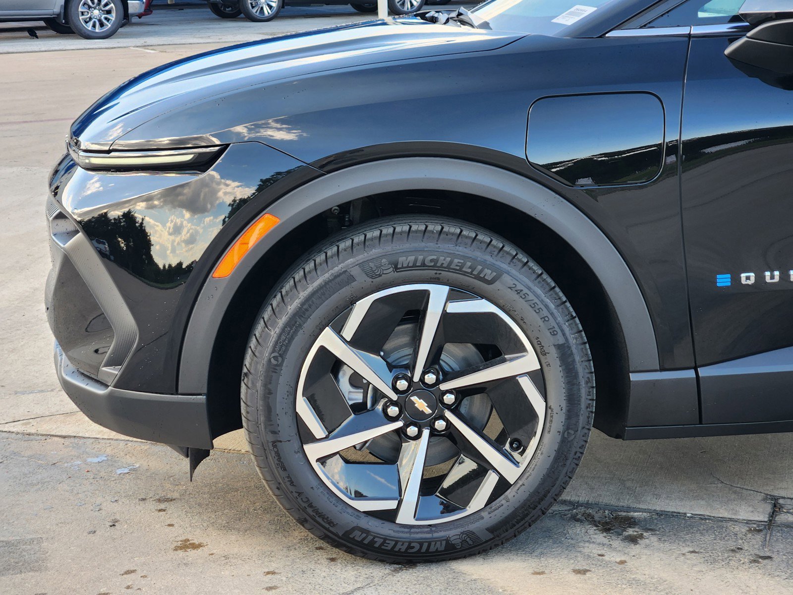 New 2026 Chevrolet Equinox EV LT image 5