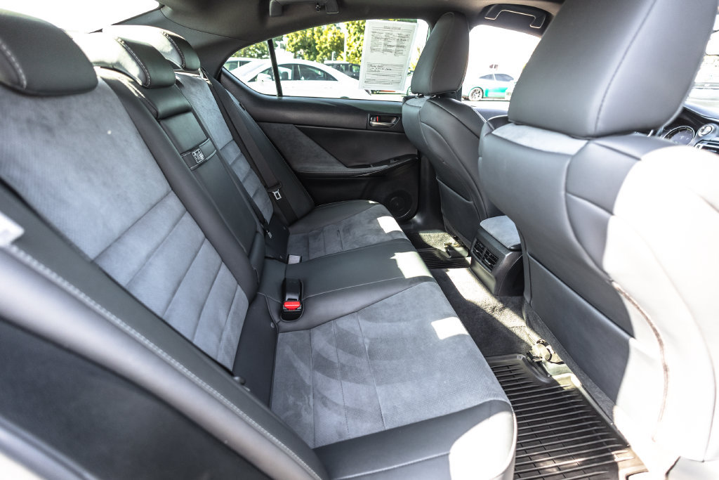 Used 2022 Lexus IS 500 RWD image 25