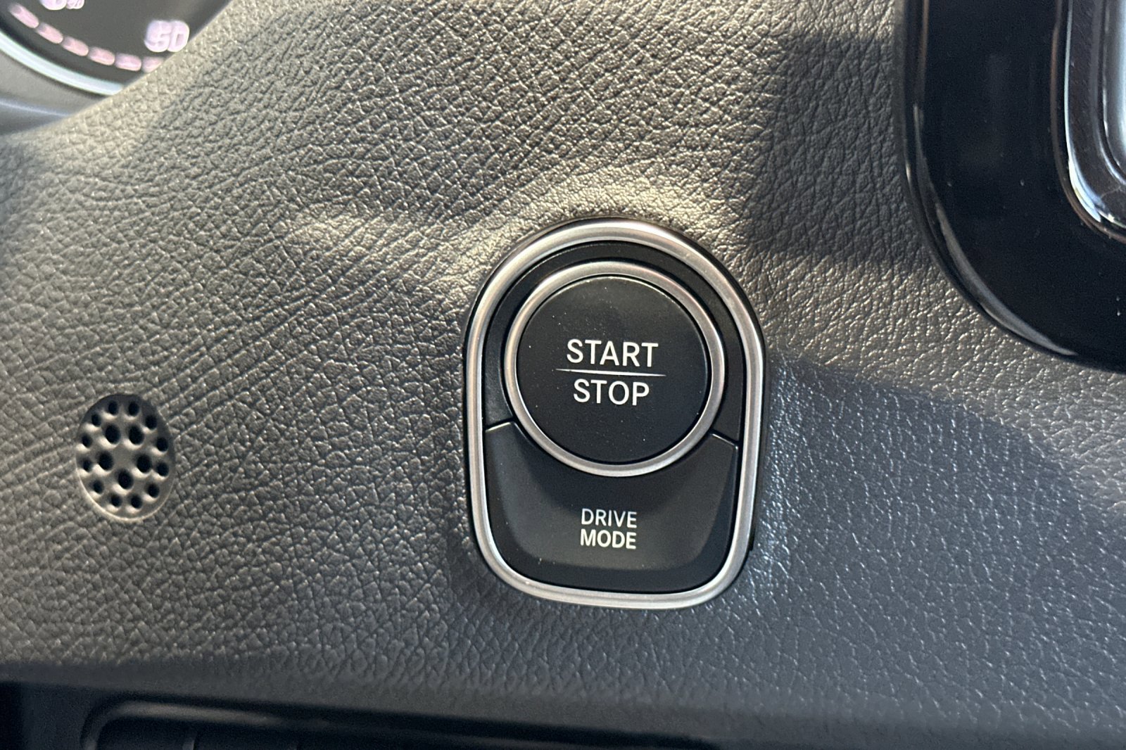 New 2024 Mercedes-Benz eSprinter 170 Cargo image 21