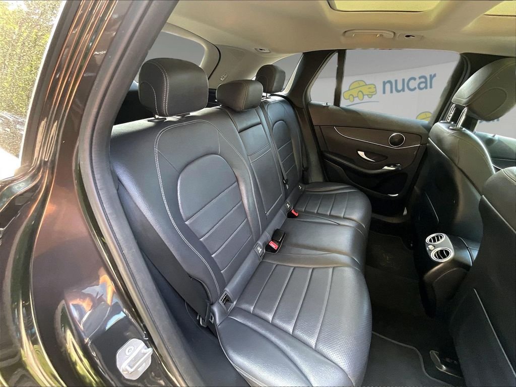 Used 2021 Mercedes-Benz GLC 300 4MATIC image 19