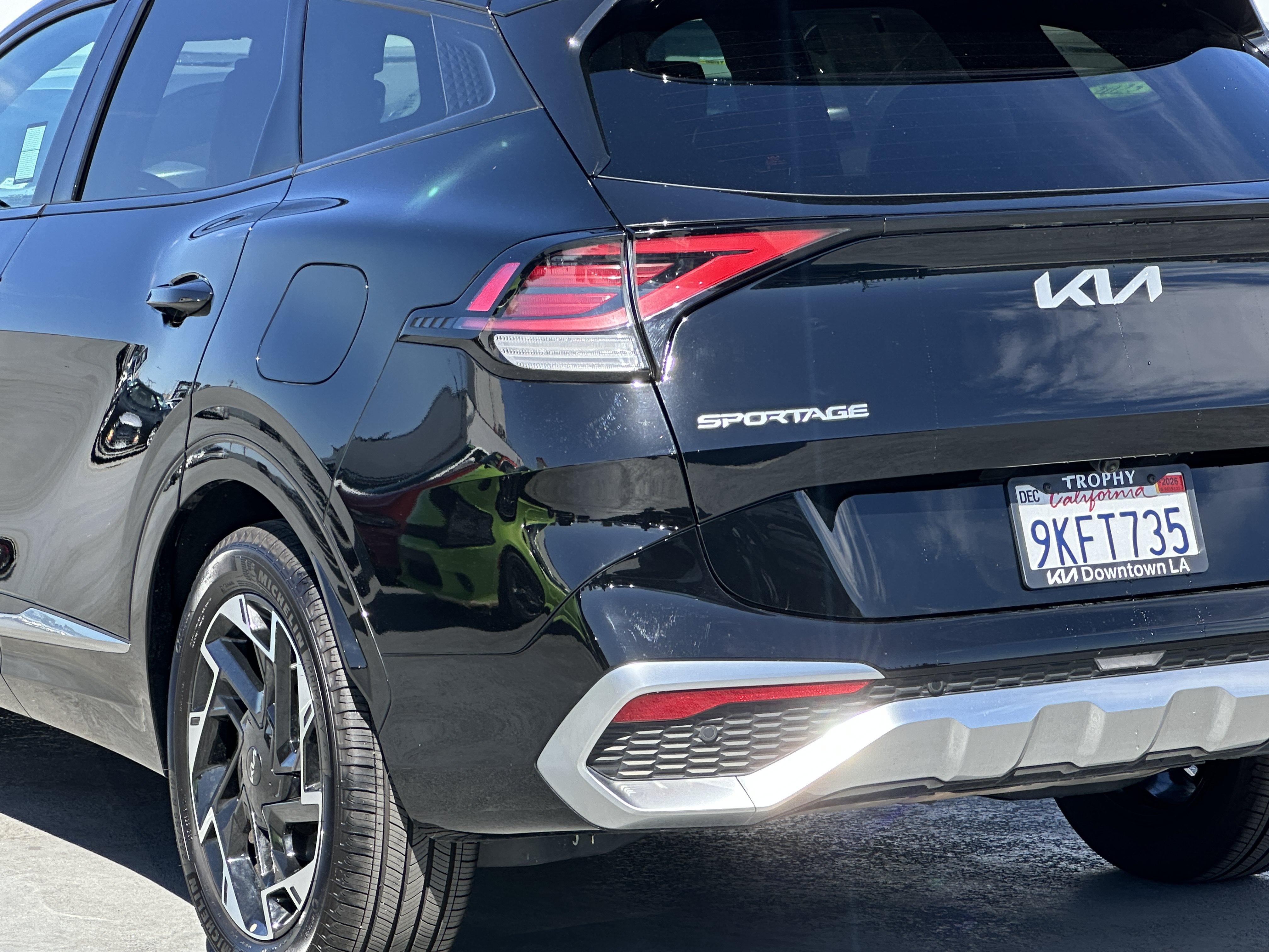Certified 2024 Kia Sportage SX FWD image 5